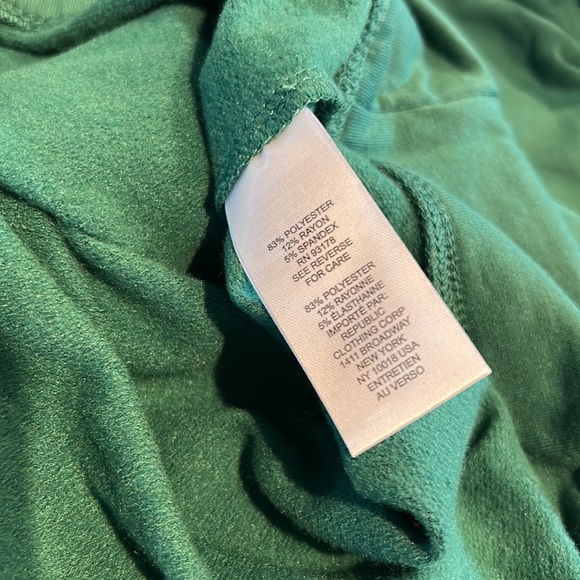 New with tags The Nutcracker green long sleeved shirt size XS - RARE 🎄 - Picture 7 of 7